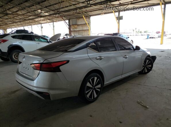 1N4BL4DV2MN388053 2021 NISSAN ALTIMA Silver Задня права чверть