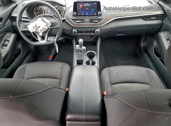 1N4BL4DV2RN338955 2024 NISSAN ALTIMA Silver Dashboard view