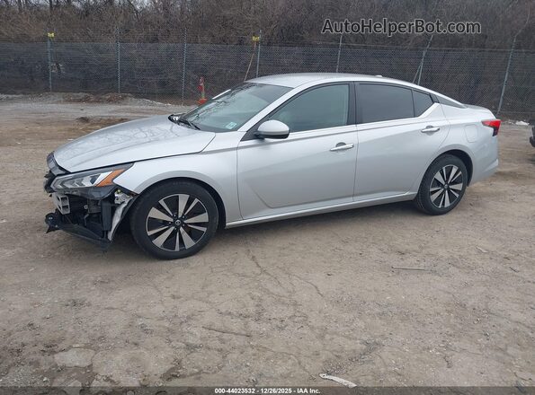 1N4BL4DV6MN373958 2021 NISSAN ALTIMA Silver Առջևի ձախ երեք քառորդ տեսարան