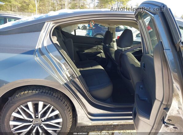1N4BL4DW8RN433447 2024 NISSAN ALTIMA Gray VIN კოდის სტიკერის ხედი