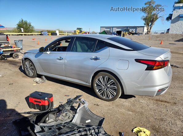 1N4BL4EV4PN348348 2023 NISSAN ALTIMA Silver Tył lewy