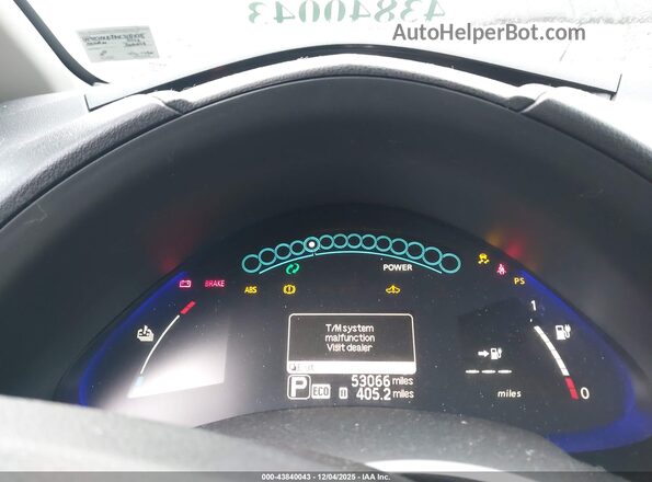 1N4BZ0CP9GC309035 2016 NISSAN LEAF Burgundy Vista de los asientos traseros