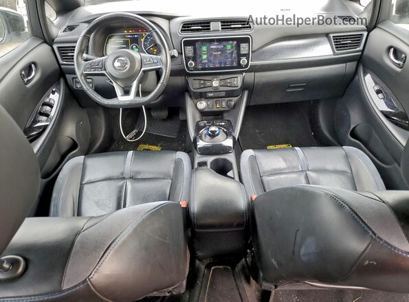 1N4BZ1CP9KC318896 2019 NISSAN LEAF White 