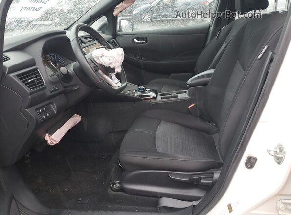 1N4BZ1CVXMC555687 2021 NISSAN LEAF White Vista interior delantera