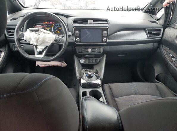 1N4BZ1CVXMC555687 2021 NISSAN LEAF White Vista del salpicadero