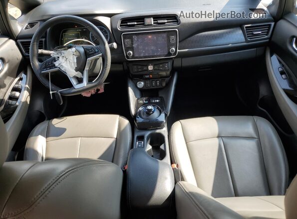 1N4CZ1CV5PC553676 2023 NISSAN LEAF Gray Vista del salpicadero