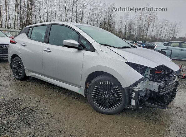 1N4CZ1CV9SC557707 2025 NISSAN LEAF Silver Przód prawy