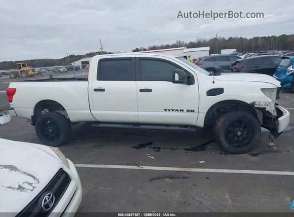1N6BA1F4XKN524068 2019 NISSAN TITAN XD White უკანა სალონის ხედი