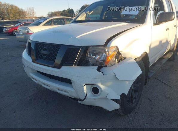 1N6ED0EB2MN715016 2021 NISSAN FRONTIER White Front view