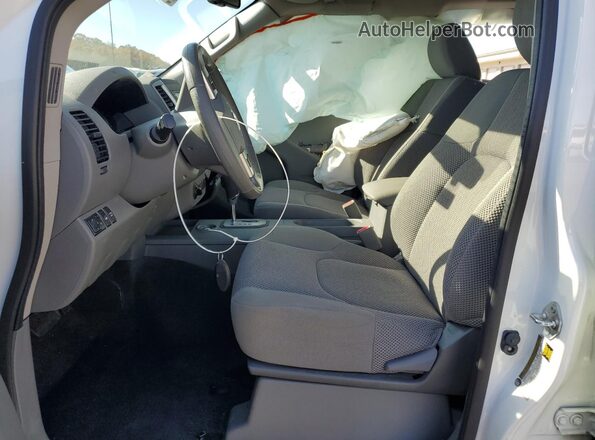 1N6ED0EB7MN722107 2021 NISSAN FRONTIER White წინა სალონის ხედი