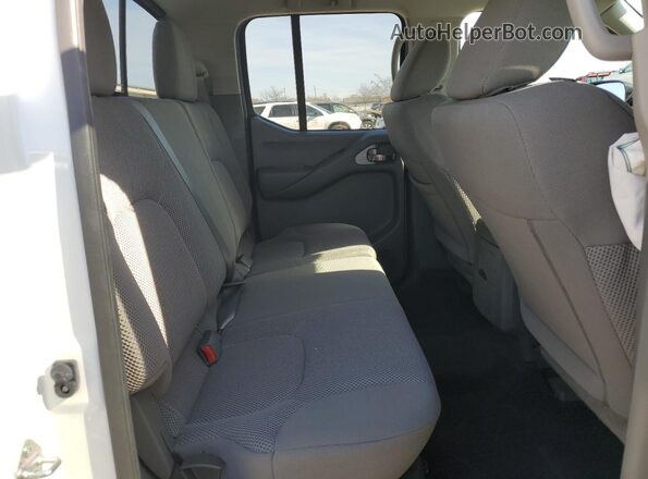 1N6ED0EB7MN722107 2021 NISSAN FRONTIER White უკანა სავარძლების ხედი