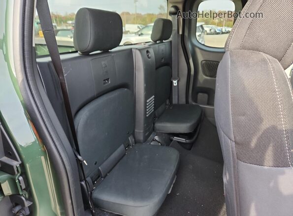 1N6ED1CL7SN618392 2025 NISSAN FRONTIER Green Vista de los asientos traseros