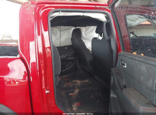 1N6ED1EK8RN660472 2024 NISSAN FRONTIER Red VIN კოდის სტიკერის ხედი