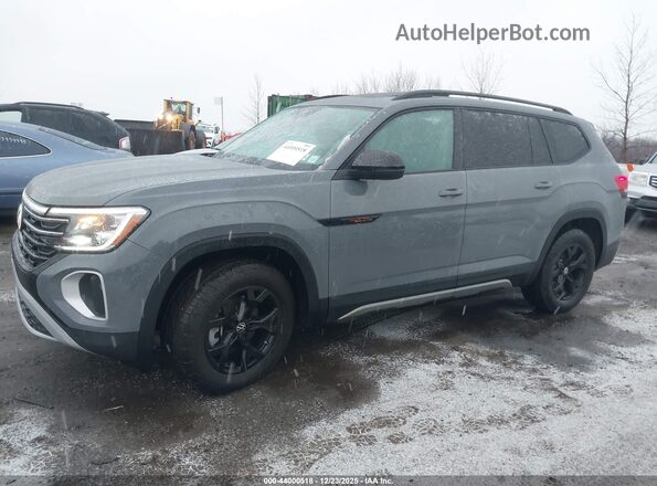 1V2CR2CA2SC516265 2025 VOLKSWAGEN ATLAS Gray 360 interior view