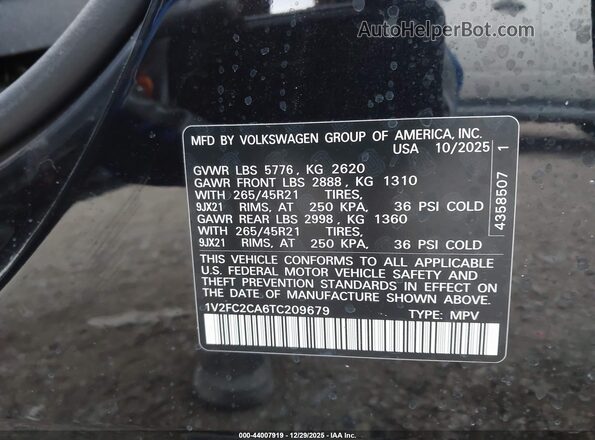 1V2FC2CA6TC209679 2026 VOLKSWAGEN ATLAS Black Շարժիչի բաժամունքի տեսք