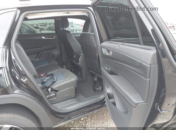 1V2FC2CA6TC209679 2026 VOLKSWAGEN ATLAS Black VIN կոդի պիտակի տեսք