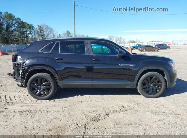 1V2HE2CA2PC219005 2023 VOLKSWAGEN ATLAS Black Rear interior view