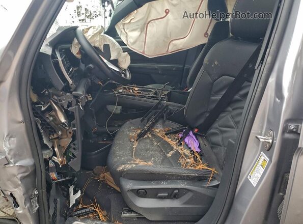 1V2HE2CA6SC205469 2025 VOLKSWAGEN ATLAS Silver 