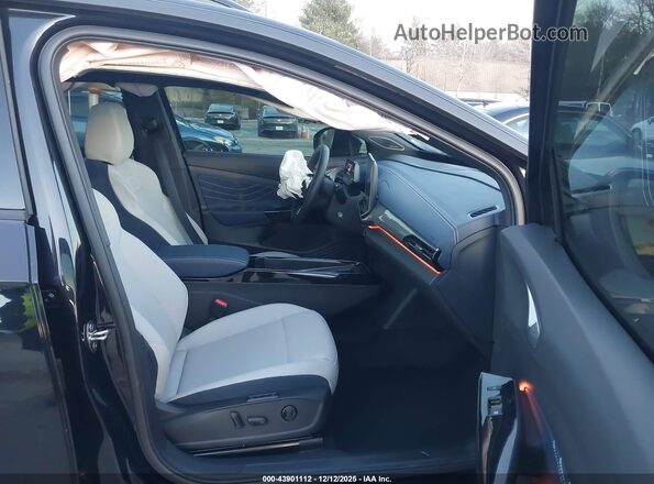 1V2JSPE88SC016193 2025 VOLKSWAGEN ID.4 Black Widok wnętrza z przodu