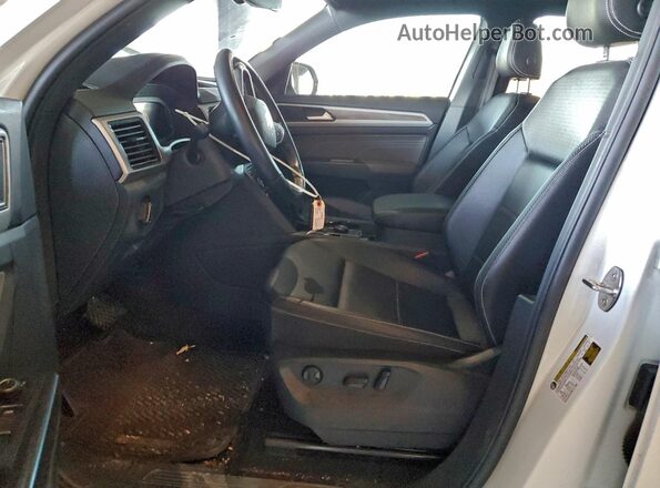 1V2KE2CA9PC202210 2023 VOLKSWAGEN ATLAS White Вид салону спереду