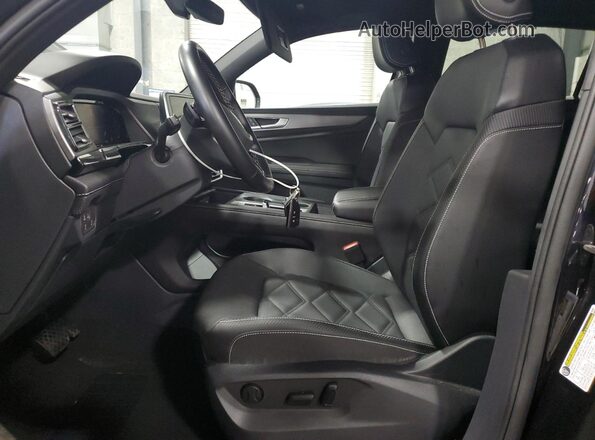 1V2LE2CA5RC247121 2024 VOLKSWAGEN ATLAS Black Front interior view