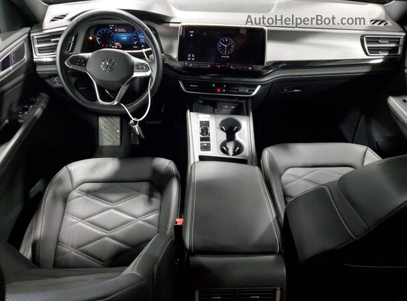 1V2LE2CA5RC247121 2024 VOLKSWAGEN ATLAS Black Dashboard view