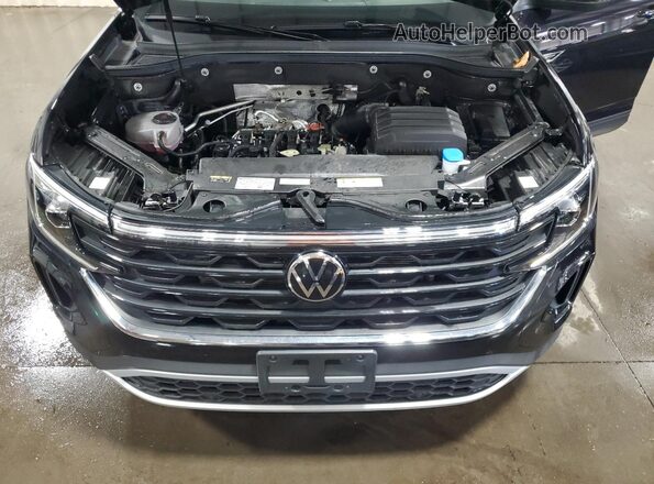 1V2LE2CA5RC247121 2024 VOLKSWAGEN ATLAS Black Engine compartment view