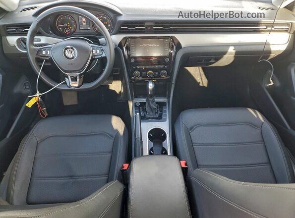 1VWSA7A35MC012895 2021 VOLKSWAGEN PASSAT Silver Առջևի վահանակի տեսք