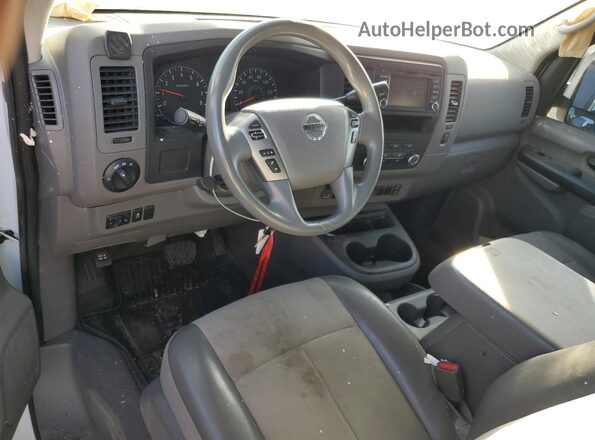 1N6BF0LY9JN811158 2018 NISSAN NV White 