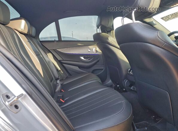 W1KZF8DB1MA895987 2021 MERCEDES-BENZ E Silver Widok wnętrza z tyłu
