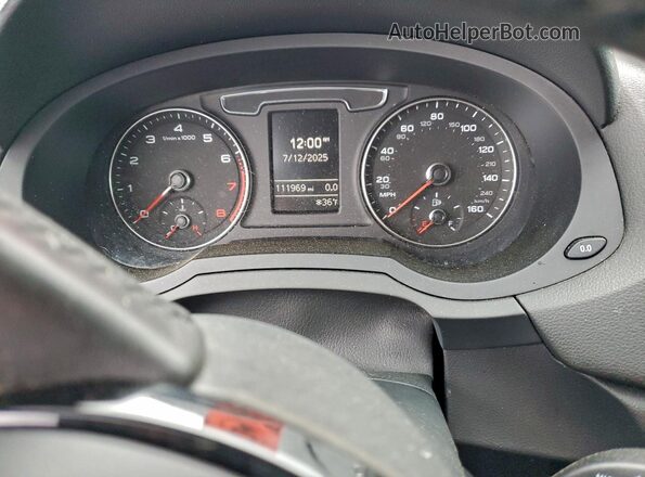 WA1JCCFSXHR006802 2017 AUDI Q3 Black Հետևի նստատեղերի տեսք