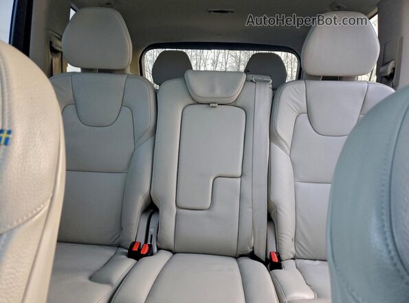 YV4A22PK9L1622058 2020 VOLVO XC90 Белый Вид задней части салона
