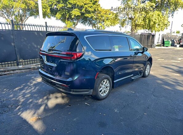 2C4RC1BG4MR602426 2021 CHRYSLER PACIFICA Blue Widok z przodu