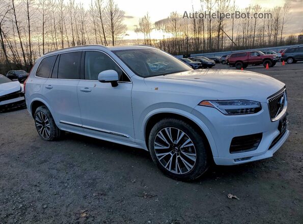 YV4A22PK9L1622058 2020 VOLVO XC90 Белый Вид спереди