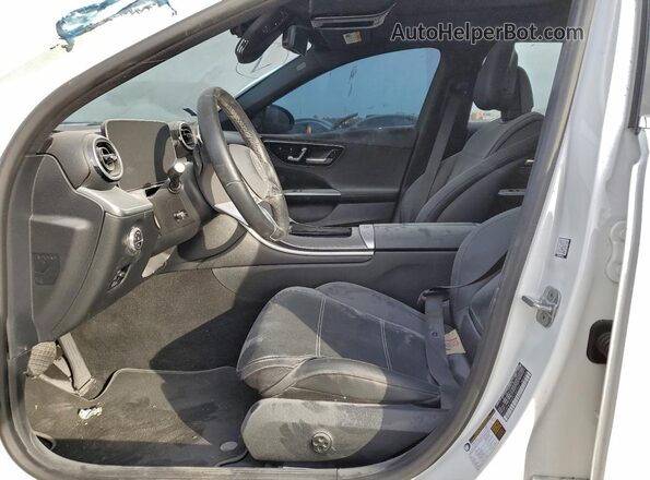 W1KAF4GB8RR190033 2024 MERCEDES-BENZ C White Առջևի վահանակի տեսք