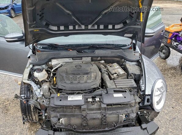 3VWFD7AT3KM706621 2019 VOLKSWAGEN BEETLE Silver Engine compartment view