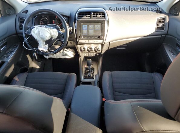 JA4ARUAUXSU008485 2025 MITSUBISHI OUTLANDER Gray 