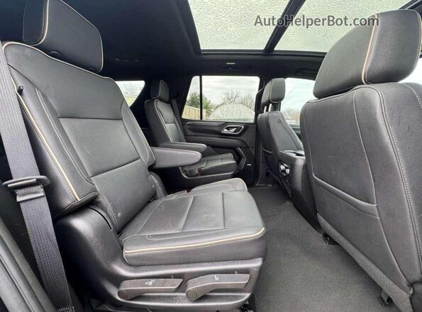 1GKS2BKT7NR237808 2022 GMC YUKON Черный Вид сзади