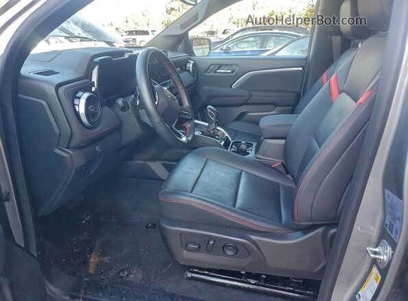 1GCPTDEK5R1284899 2024 CHEVROLET COLORADO Charcoal Առջևի վահանակի տեսք