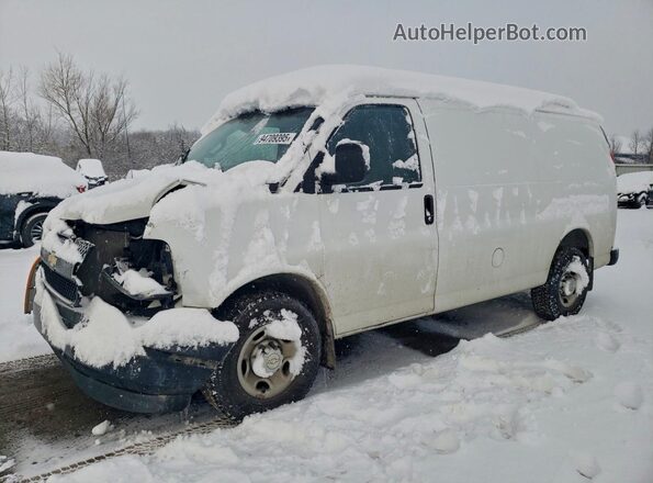1GCWGAFPXJ1252608 2018 CHEVROLET EXPRESS White 