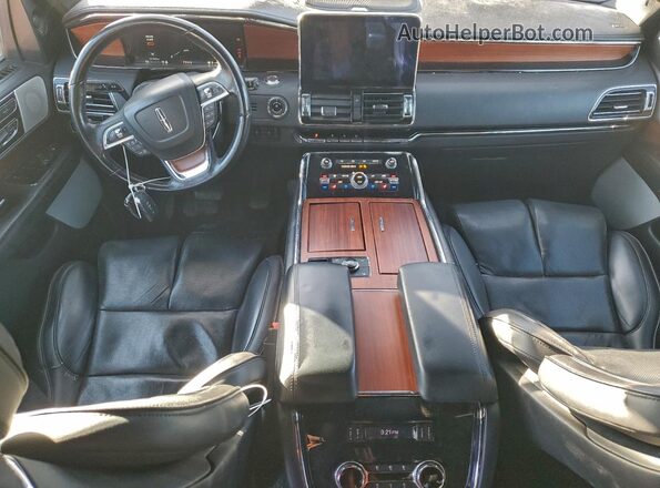 5LMJJ2LT7JEL07410 2018 LINCOLN NAVIGATOR Red Սալոնի հետևի տեսք