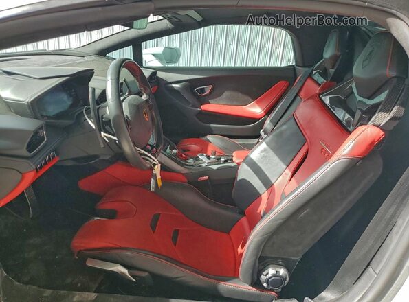 ZHWUT5ZF7MLA15963 2021 LAMBORGHINI HURACAN Белый Вид панели приборов