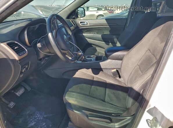 1C4RJEAG6HC716411 2017 JEEP GRAND CHER Белый Вид панели приборов