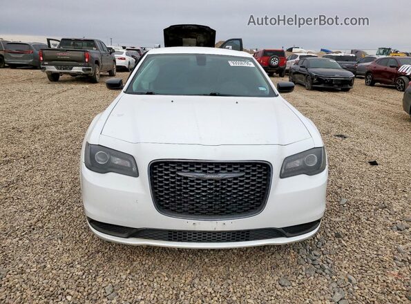 2C3CCAAG6NH139692 2022 CHRYSLER 300 White Դիմացի տեսք