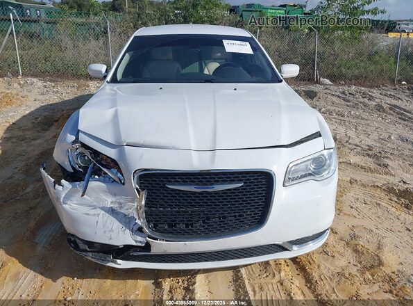 2C3CCAAG7LH150813 2020 CHRYSLER 300 Белый Вид щитка приборов
