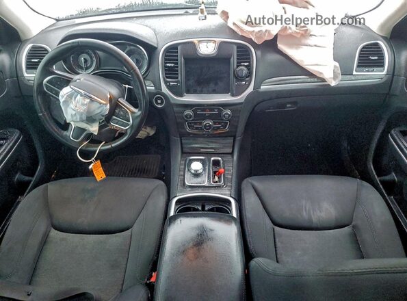 2C3CCAAG8LH128190 2020 CHRYSLER 300 White Widok deski rozdzielczej