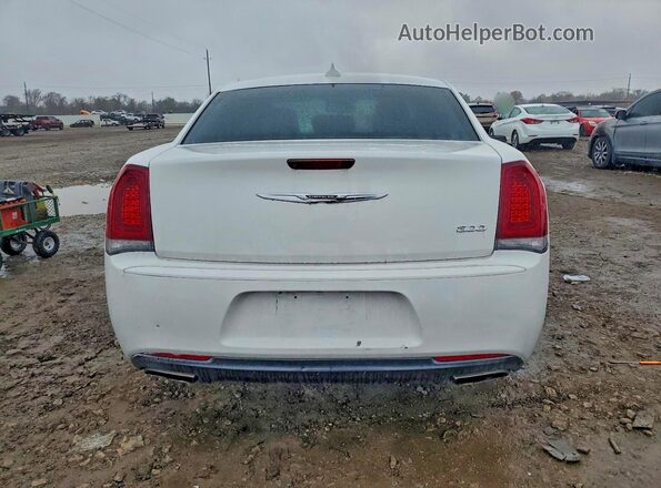 2C3CCAAG8LH128190 2020 CHRYSLER 300 White Widok z tyłu
