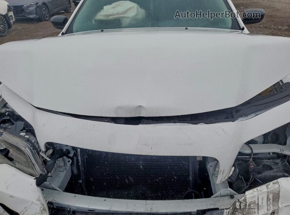 2C3CCAAG8LH128190 2020 CHRYSLER 300 White Widok wnętrza z tyłu