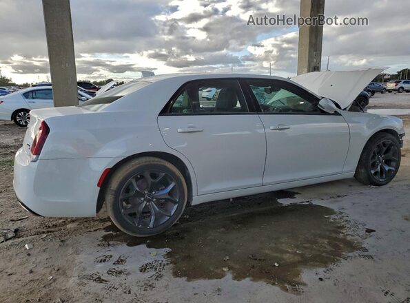 2C3CCABG1PH637171 2023 CHRYSLER 300 White Tył prawy