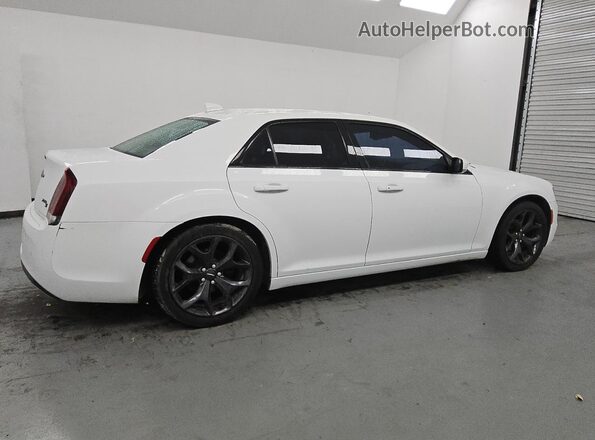 2C3CCABG7MH525695 2021 CHRYSLER 300 White 
